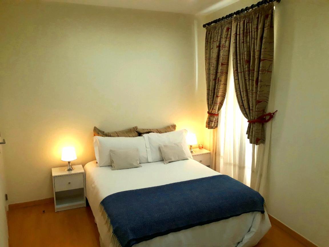 Family House Hostel Авиеро Екстериор снимка