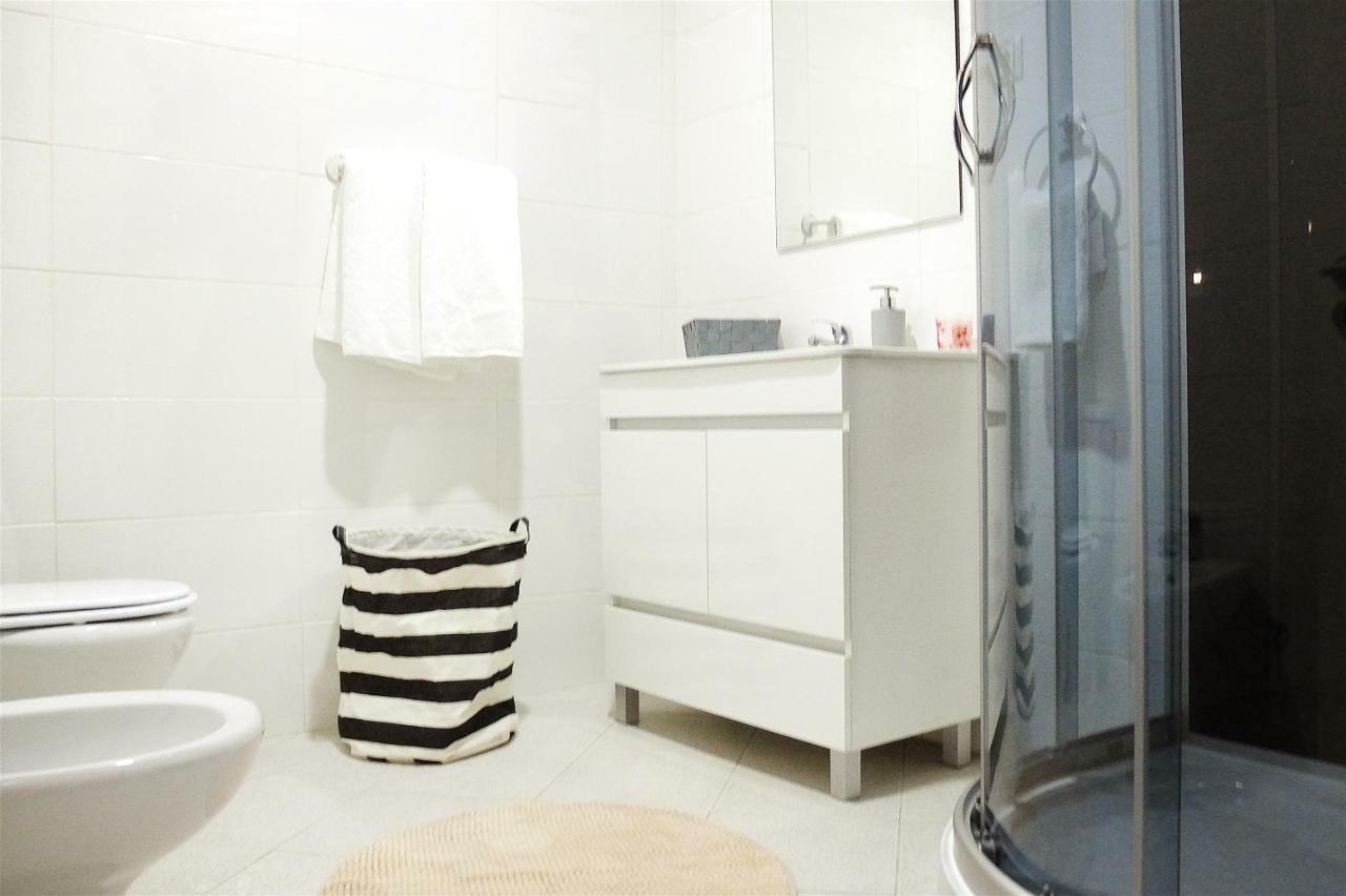Family House Hostel Авиеро Екстериор снимка