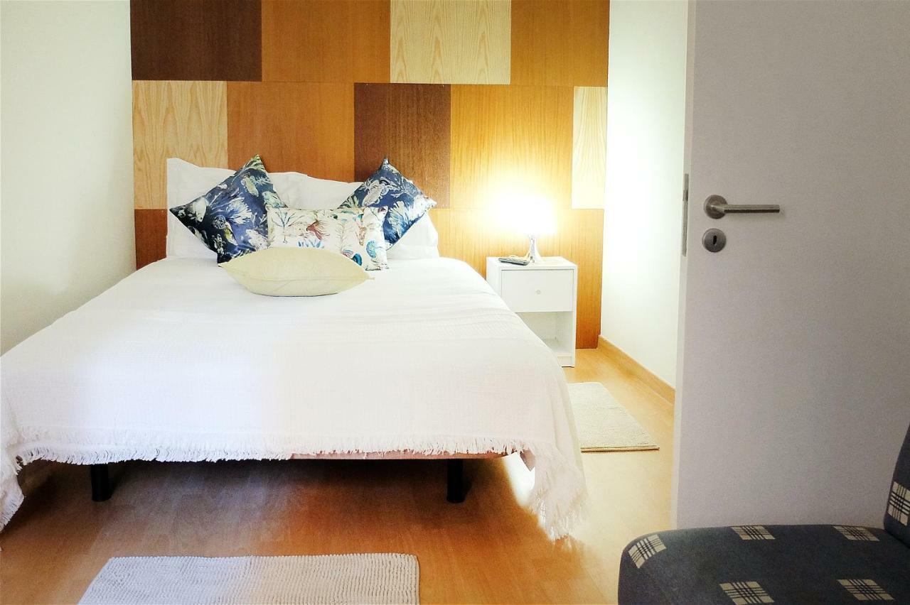 Family House Hostel Авиеро Екстериор снимка