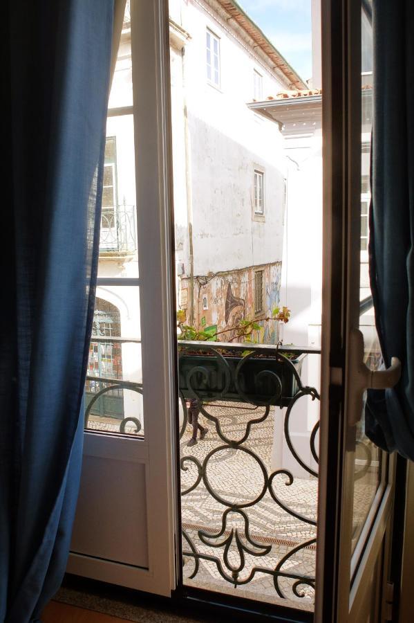 Family House Hostel Авиеро Екстериор снимка